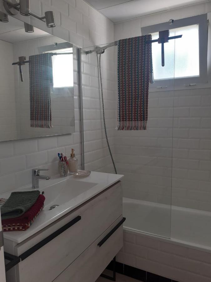 Small Oasis - Appartement 6 Personnes マニルバ エクステリア 写真
