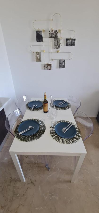 Small Oasis - Appartement 6 Personnes マニルバ エクステリア 写真