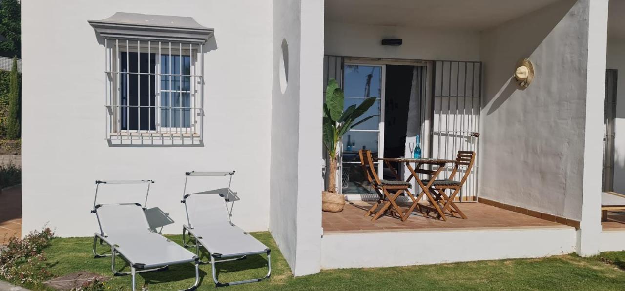 Small Oasis - Appartement 6 Personnes マニルバ エクステリア 写真